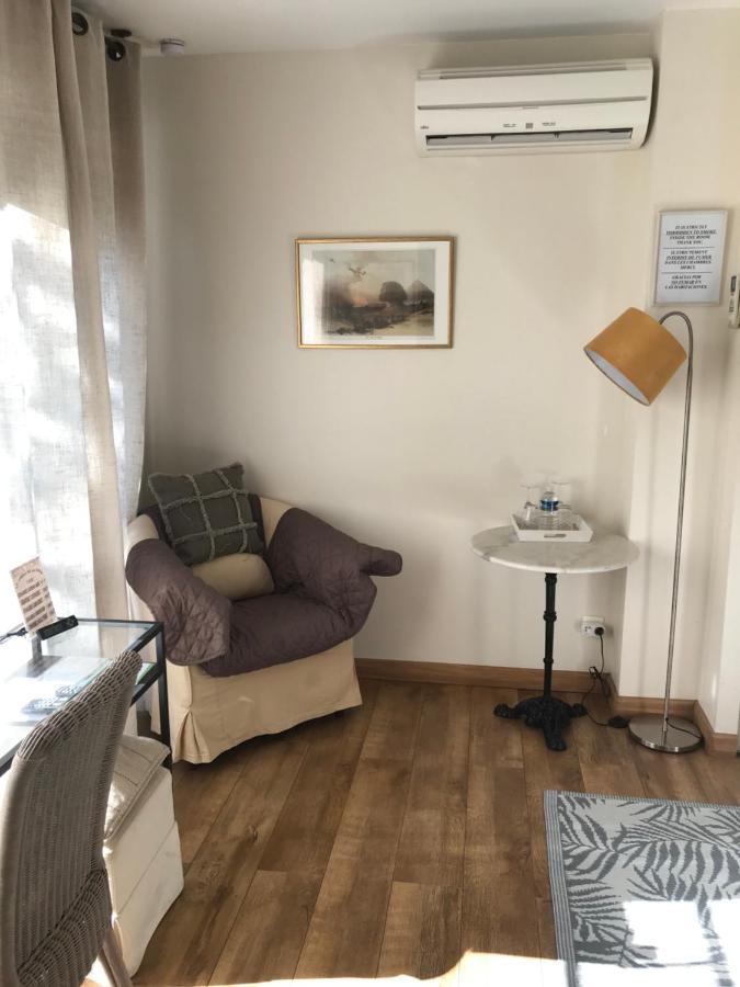 Le Jardin De La Cite Bed and Breakfast Carcassonne Buitenkant foto