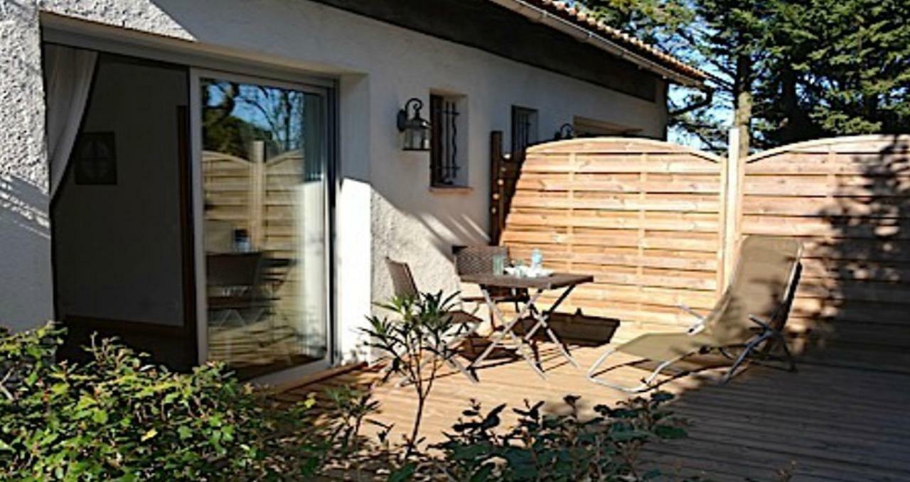 Le Jardin De La Cite Bed and Breakfast Carcassonne Buitenkant foto