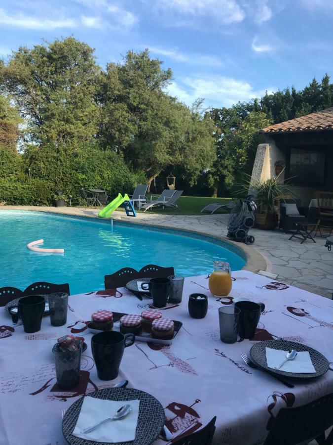 Le Jardin De La Cite Bed and Breakfast Carcassonne Buitenkant foto